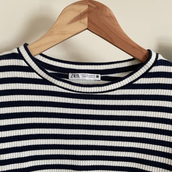 Zara Cropped Stripe T-Shirt - Picture 6 of 6